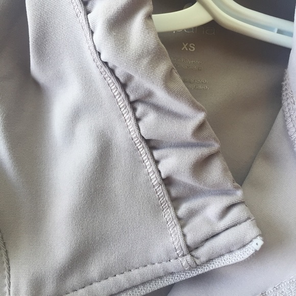 Brand New Alana Zip Up - Picture 6 of 6